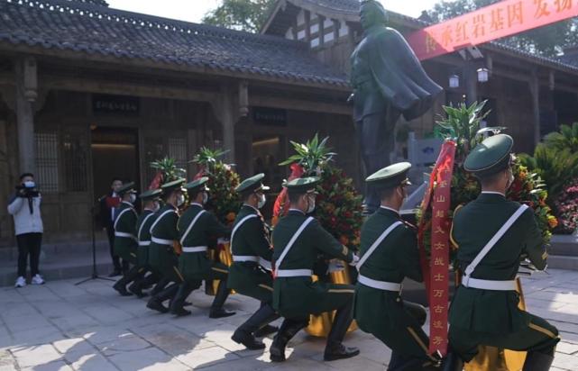 展陈依据华蓥山地区武装斗争的史实,以华蓥山起义女战士陈联诗,刘隆华