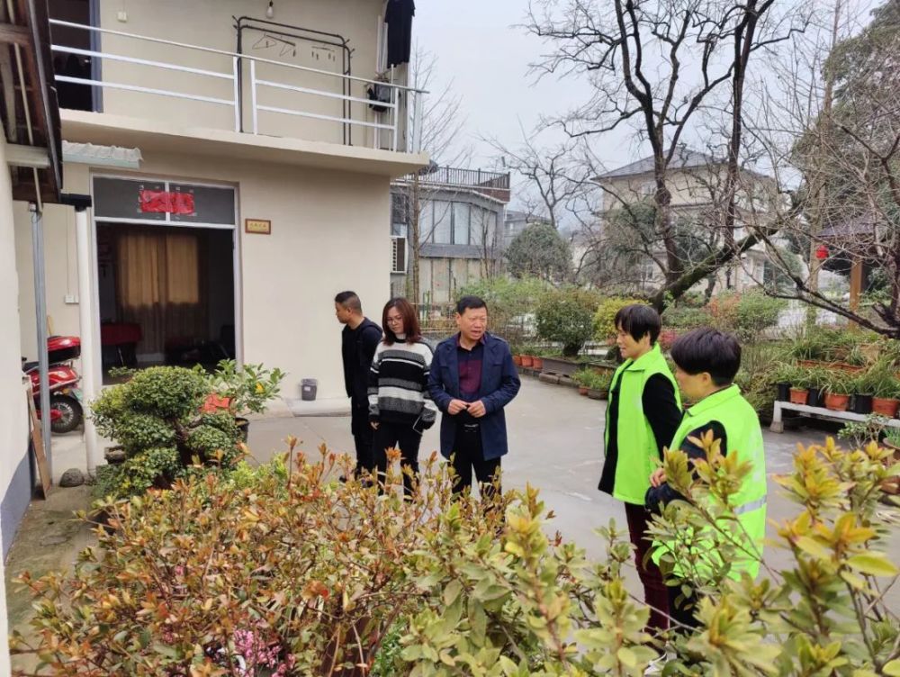 杭州富阳东洲街道开展迎三八携妇联禁种铲毒正当时活动