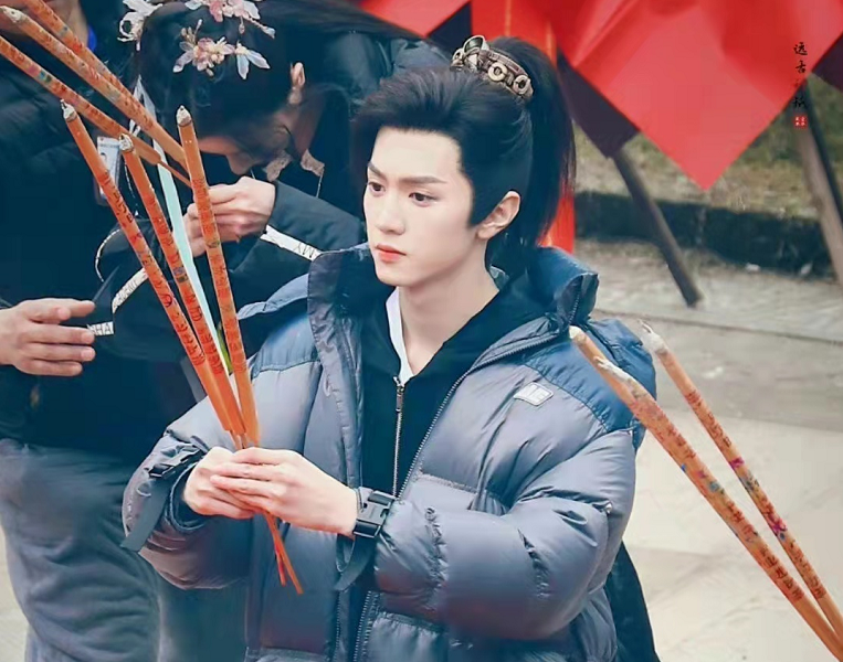 鞠婧祎仙剑四造型曝光仙气飘飘令人心动男配个个是颜值担当