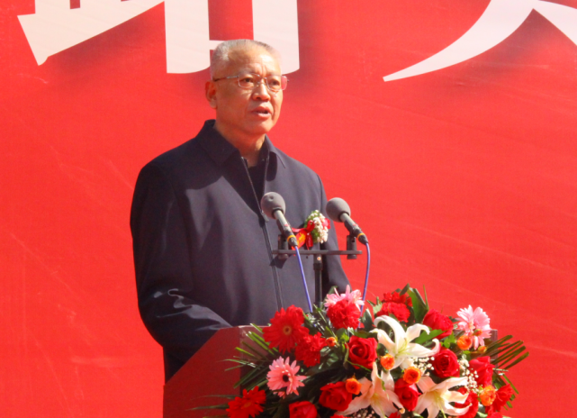 开发区党工委副书记,管委会常务副主任刘勇,菏泽一中党委书记刘忠仁