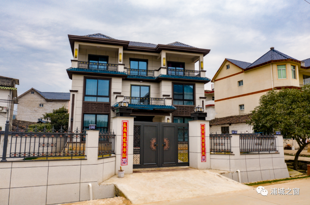实拍丨浦城新农村房屋原来可以这么盖仿石漆翻新效果惊艳