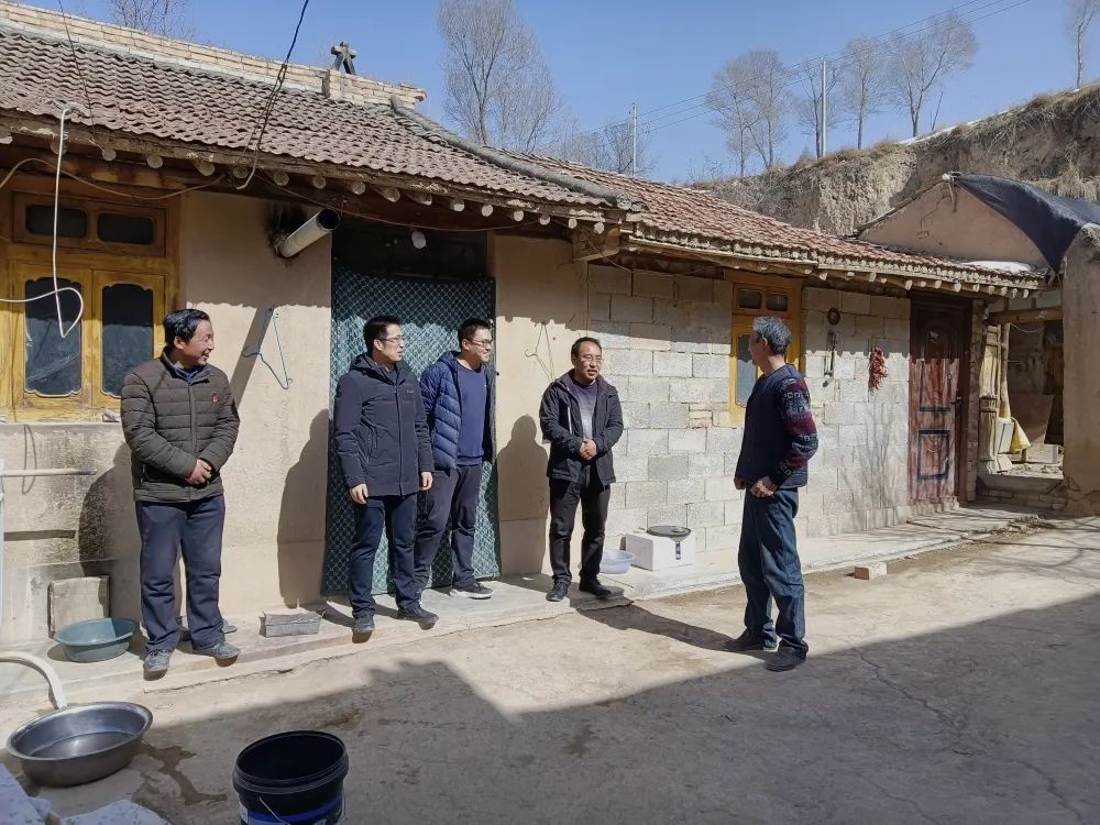 乡镇陇西县宏伟乡五个聚焦五个用好切实做好矛盾纠纷排查化解调处工作