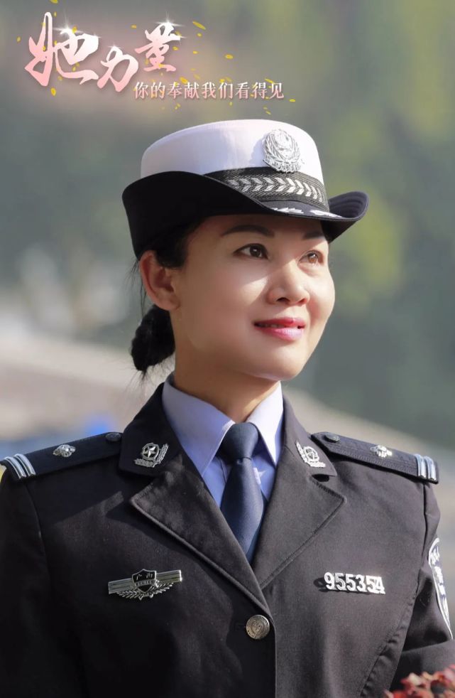 美丽三月 尽情绽放|"警"上添花,看看这些"美女交警"