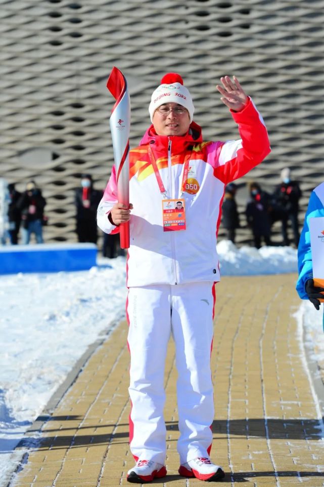 在北京冬奥会申办之初,郎恩鸽的家乡海陀山张山营镇