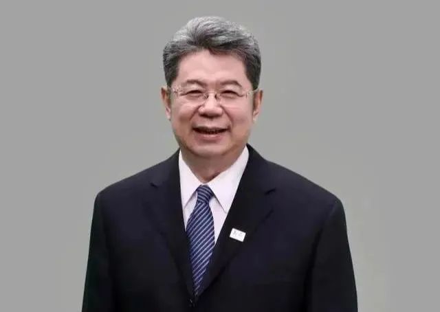 聚焦两会全国政协委员马永生加大废弃塑料及工业固废资源化利用力度