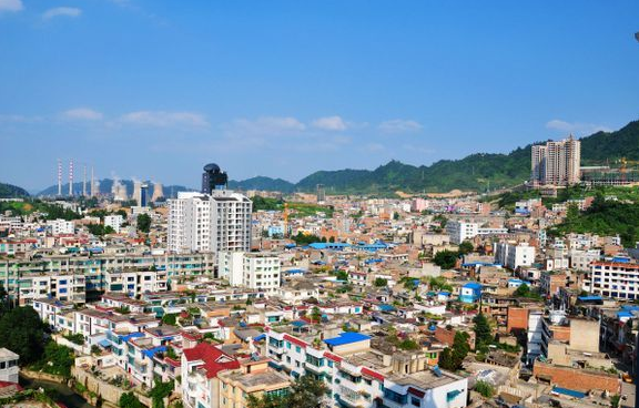 1,金沙县鼓场街道长安街(纪念碑﹣红岩桥)2,玉屏路(红岩桥﹣玉屏小学)