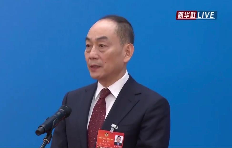 住湘全国政协委员詹纯新走上委员通道