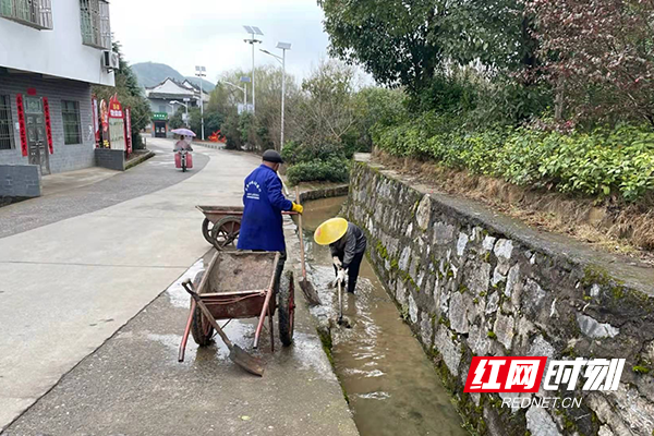 永兴县油麻镇环境整治勤发力村容镇貌翻新篇