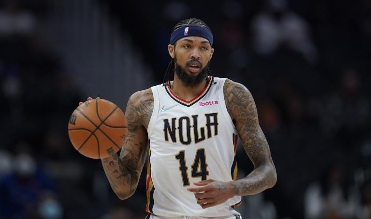 都是差不多的时间登陆nba,身高都是2米03,而莺歌仅比塔图姆大了一岁