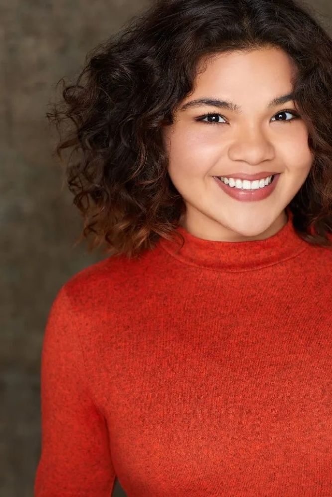 《蓝甲虫》女主角人选确认,巴西美女演员饰演,2023年8月18日上映_腾讯