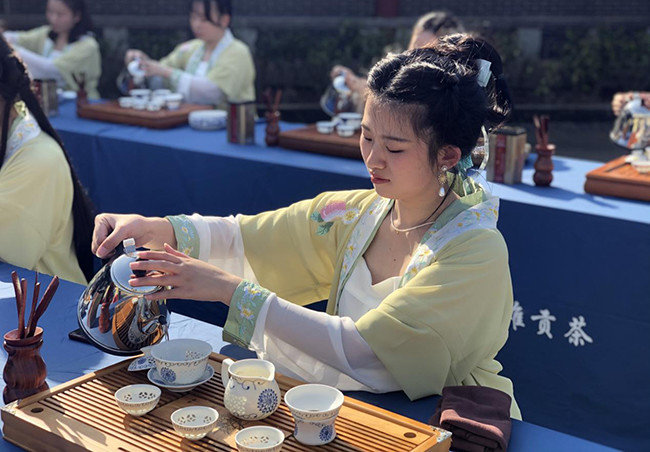 沅陵麻溪铺镇韵味女人节传承茶文化