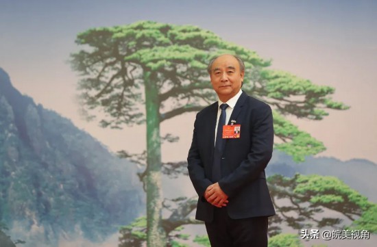 梁金辉董事长_全国人大代表、古井集团董事长梁金辉:以党建立心,以文化铸魂