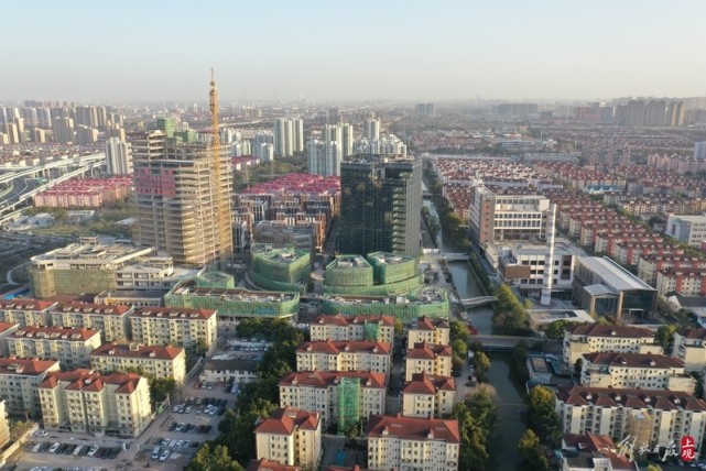 闵行梅陇这处商业地标快速崛起,"力波公园"下月开放