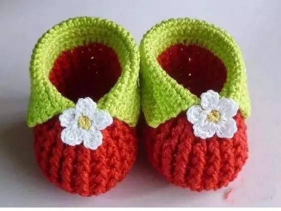 用零线就可以钩出一双萌萌的宝宝鞋含图解