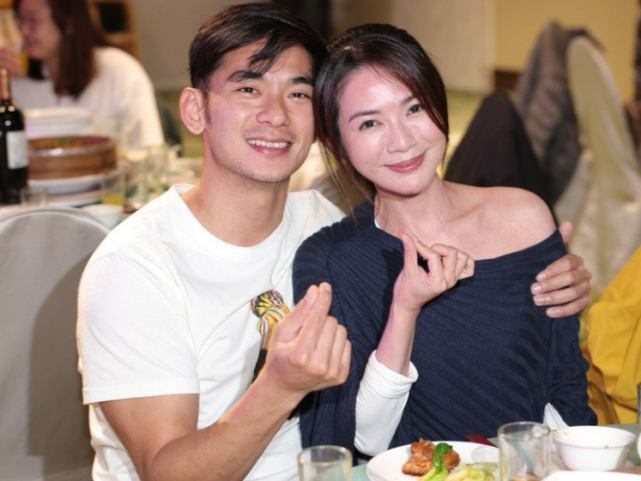 或许是被敢爱敢恨的大s触动吧,星卉参加剧集杀青宴时,借着酒意说起了