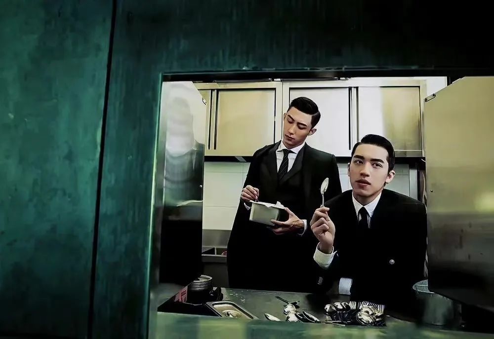 但不管是周雨彤还是董懿琳,都比不过cp粉心中的"瑜洲".