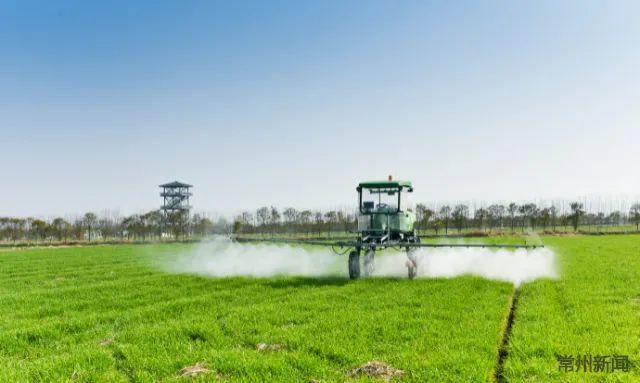 田间地头春耕始无人农场实力抢镜