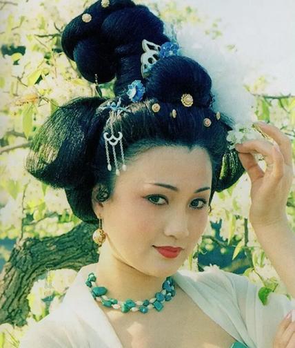 杨玉环死后最伤心的人为啥是安禄山真是绝了