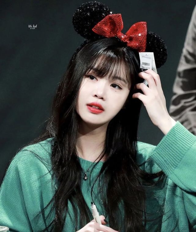 《hot issue》传奇直拍饭圈人人传阅,组合拥有百万直拍最多的成员