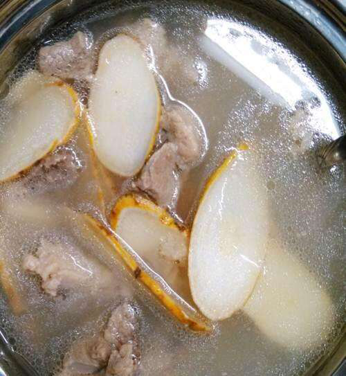 食药同源舒筋活络补虚润肺今日推荐牛大力猪骨汤