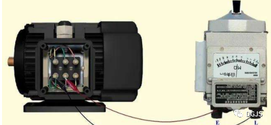 測量三相繞組相間絕緣電阻和對地(對機殼)絕緣電阻,長期存放的電機