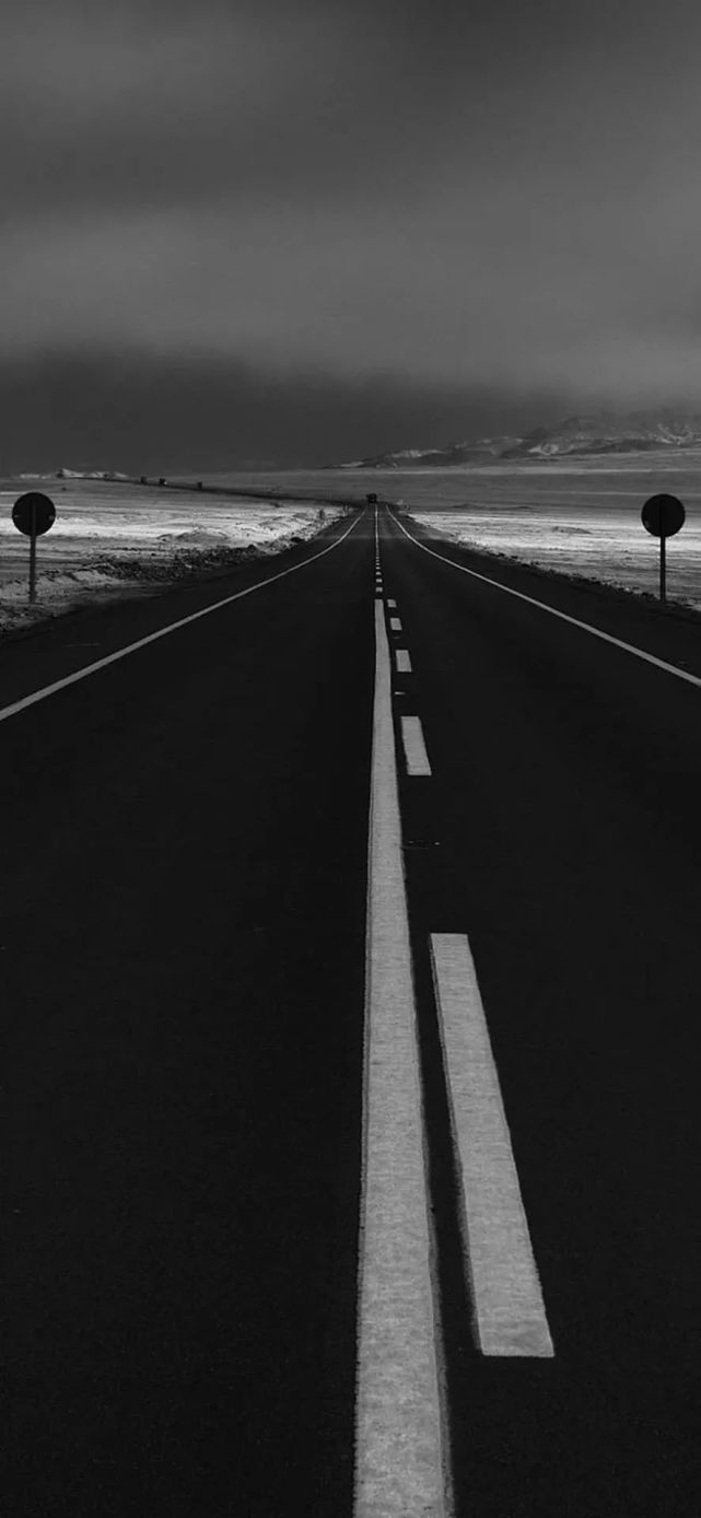 开启微信暗黑模式,背景壁纸该换了!