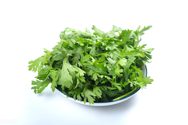 壹帮小知识:茼蒿菜治失眠吗?茼蒿生吃还是熟吃治失眠