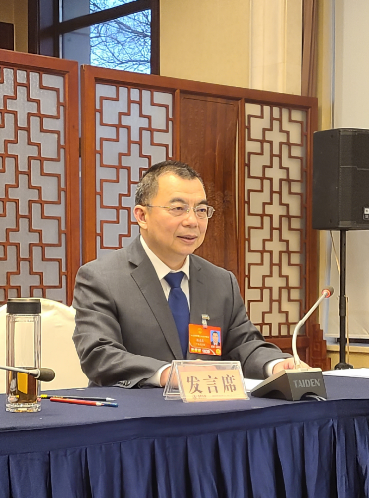 张志良建议将城轨安全保护区内违规钻探作业纳入危险作业罪