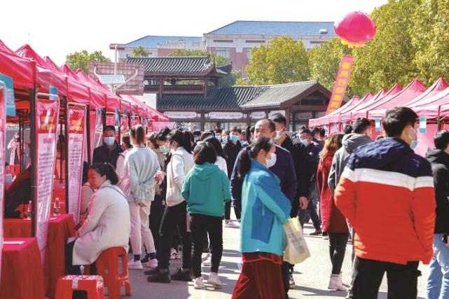 宋彬彬 攝星沙時報訊(記者 宋彬彬 通訊員 慄穩 王碧香)3月10日,天氣