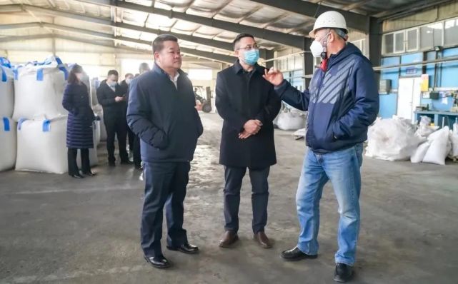 长江造型材料(集团)科左后旗有限公司宋建波强调,全市法院要进一步