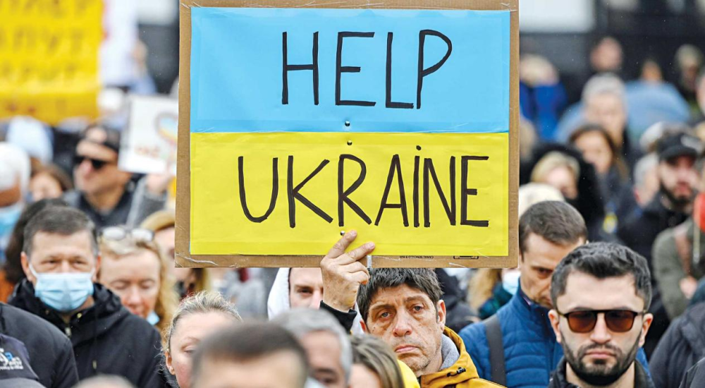 泽连斯基：乌克兰要拿回所有土地！北约支援快到，奉劝俄军别送死英语仁爱版和人教版