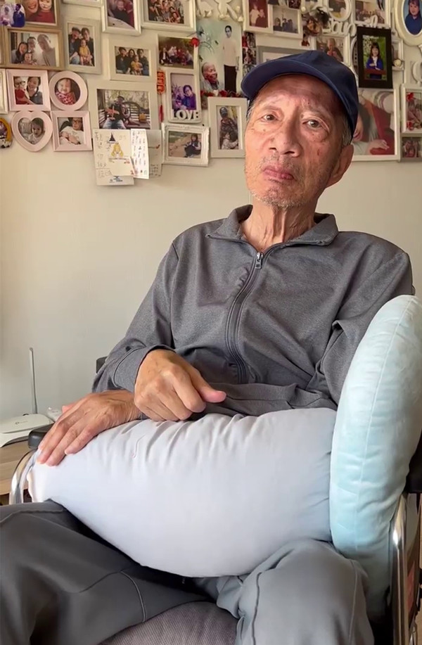 而在余子明儿子更新的另一段视频中,戴上帽子遮住