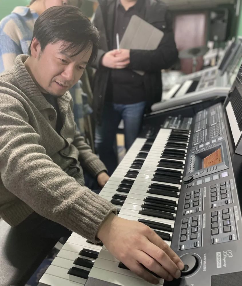 教育家,上海音乐学院教授,朱磊老师一直以此为人生信条,以身作则