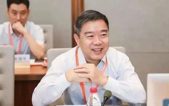 55岁老建行张卫东掌舵中国信达五大行同日发布月报央妈向财政上缴超