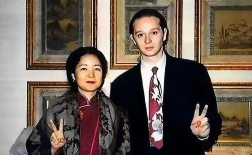 钟南山意外揭开死亡真相|邓丽君|钟南山|保罗