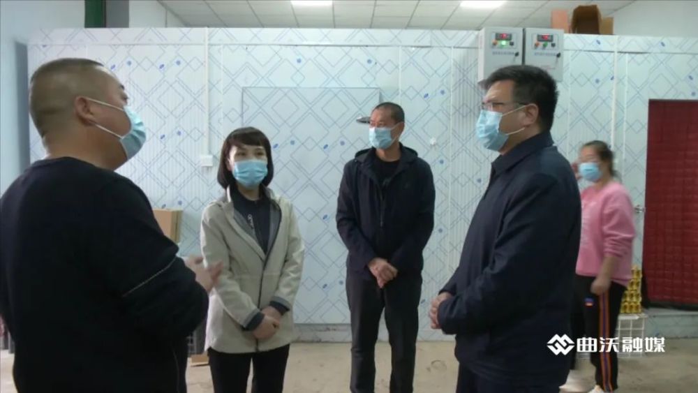 于彩霞,陈卓一行先后前往菜谷同城线下体验店,太子滩