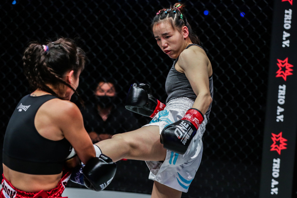 "格斗林妹妹"林荷琴击败泰拳冠军,取得one冠军赛跨界