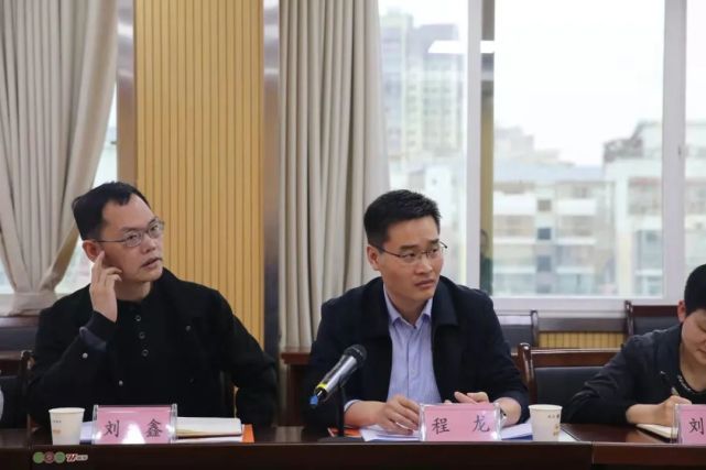 程龙表示,通过座谈交流,加深了两院的互相了解,收获满满,希望在以后的