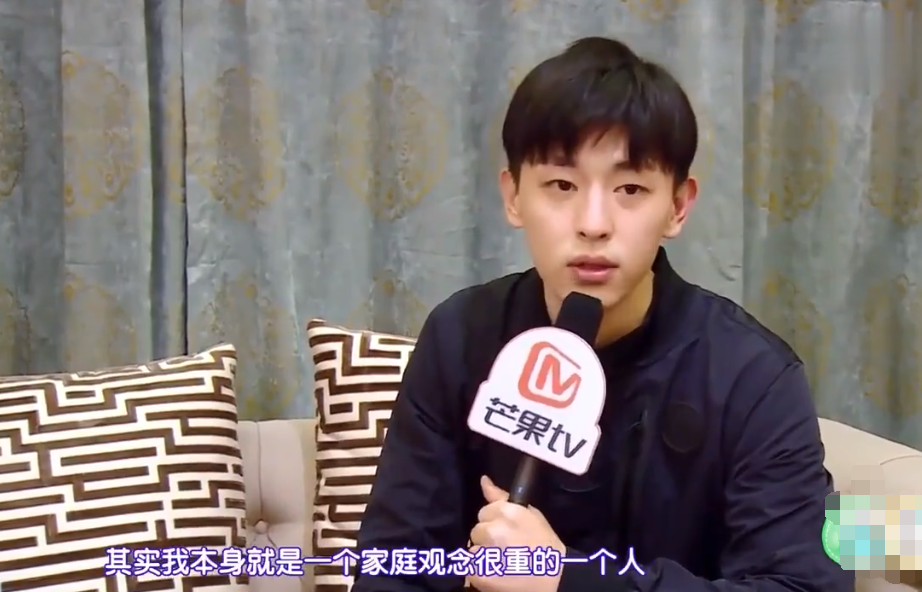 杨紫去年在《向往的生活》里就说过,她很想谈恋爱,但没遇到合适的人