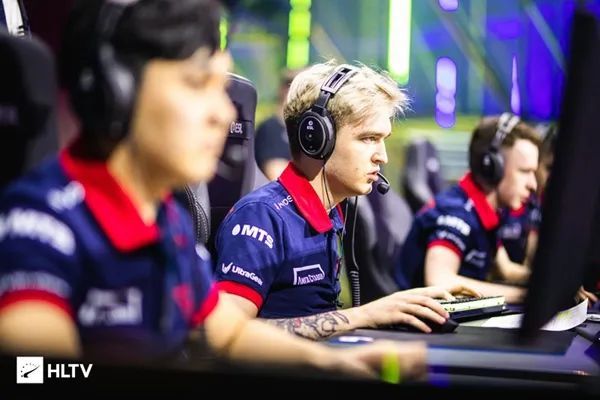 gambit作出妥协允许队员以中立身份参加epl