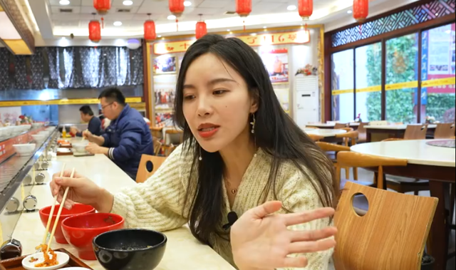 曾为西安疫情豪捐百万狂吃海喝还能骨瘦如柴的小贝到底是何来头