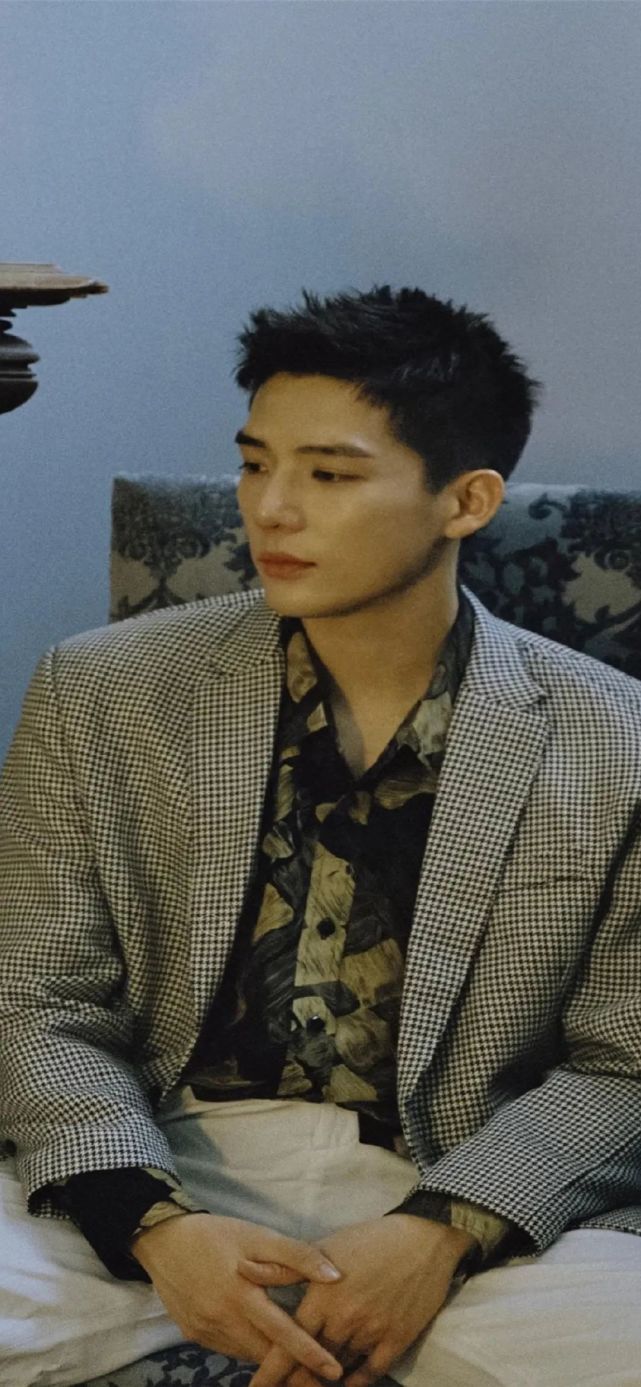 壁纸|帅气明星王安宁写真高情手机壁纸