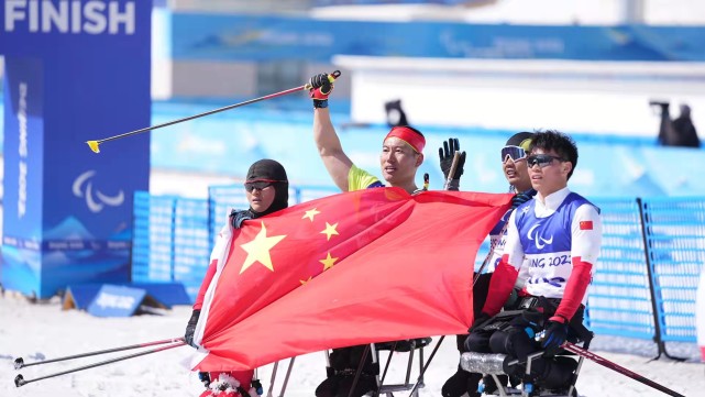 福建小伙郑鹏收获第三枚奖牌