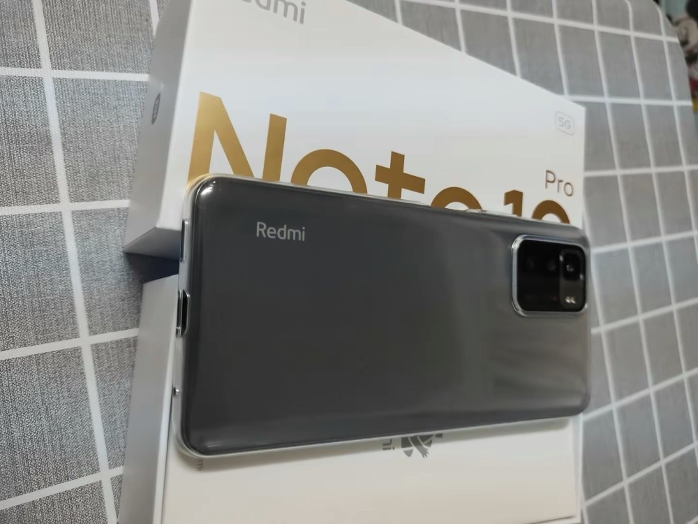 至於相機方面,和一億像素的紅米note9pro,11pro不同,這款note10pro主