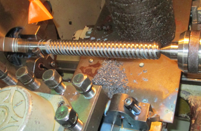 梯形螺纹自制刀具在数控车削中的对刀方法