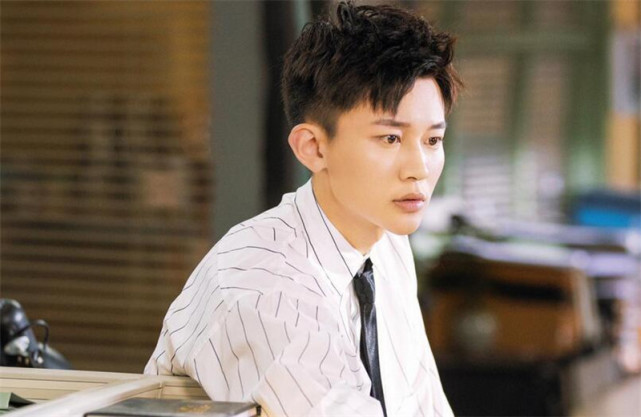 双面神探王大雨爸爸是坏人吗徐无双王大雨是什么关系