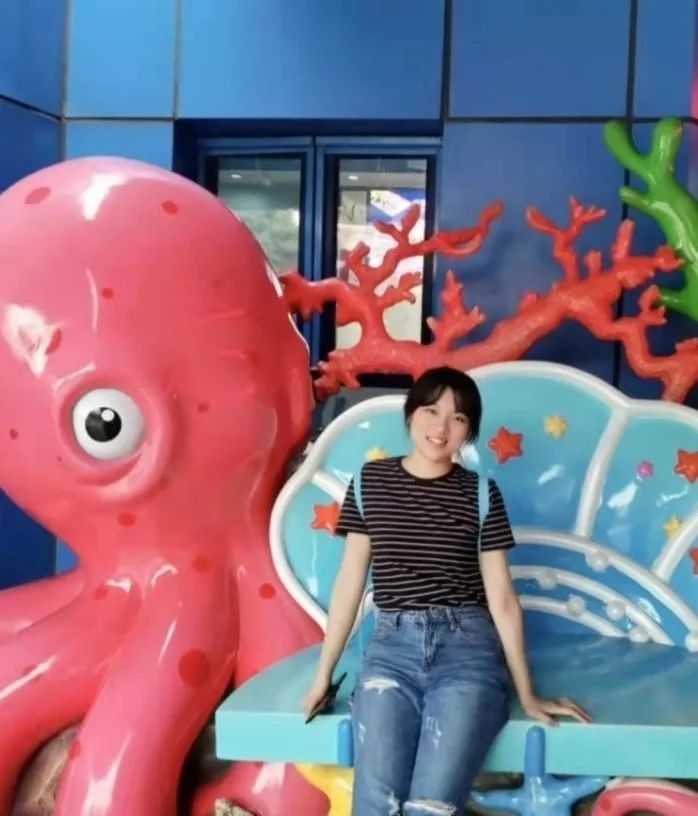 个人简介赵涵赵涵,女,2020级学术硕士班.上学年学习成绩班级排名第四.