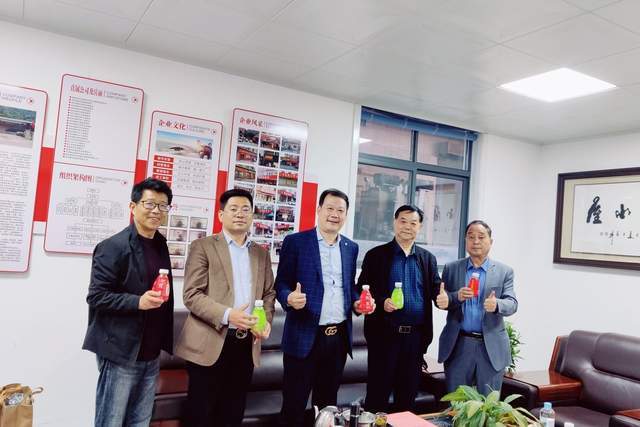 安康市文化产业协会会长孙世福考察调研镇安县百利得超市_腾讯新闻