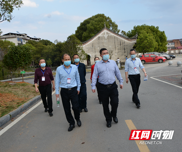 永州市教育局党组书记局长黄赞校深入中心城区学校调研校园疫情防控