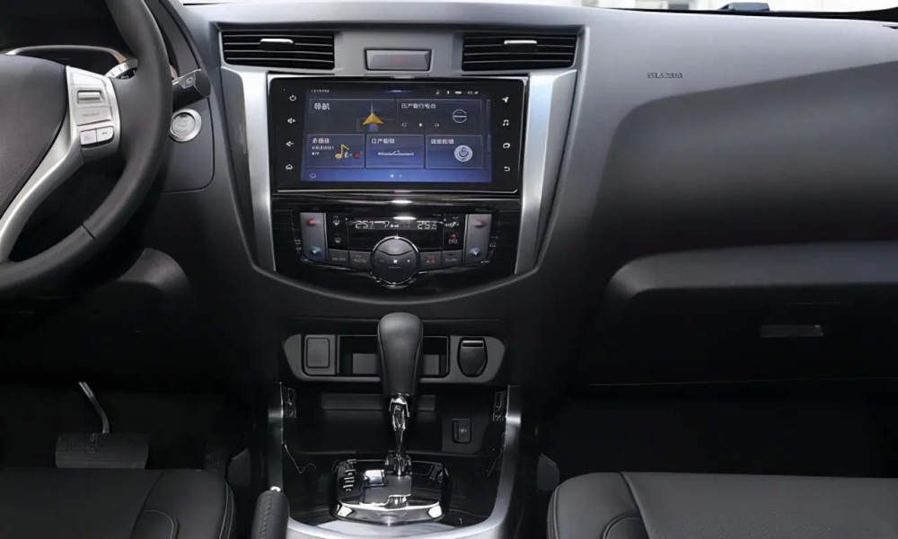 越野性能媲美丰田霸道 合资suv仅16万多 标配2 5l竞争坦克300 天天看点